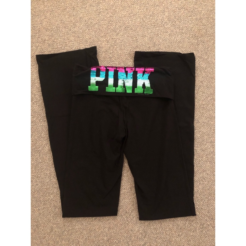 PINK yoga pants